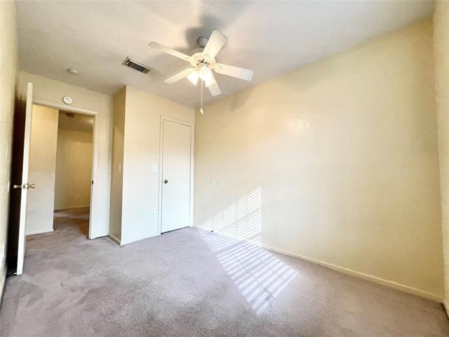 Building Photo - 800 W Collins St