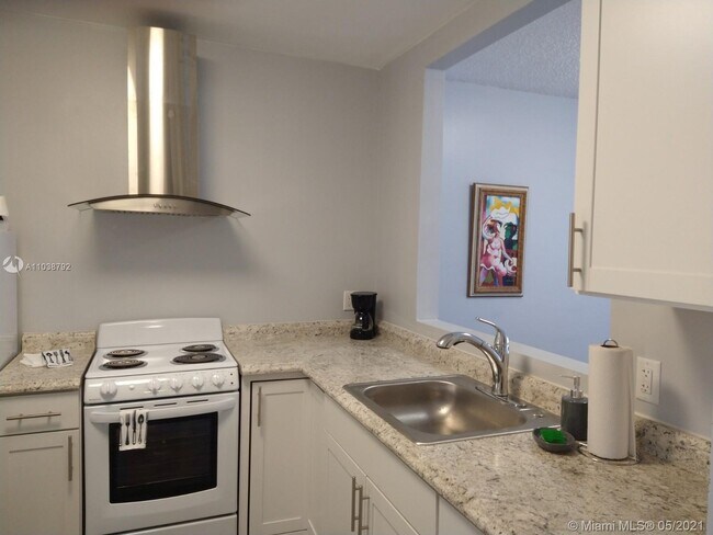 Building Photo - 5102 NW 36th St