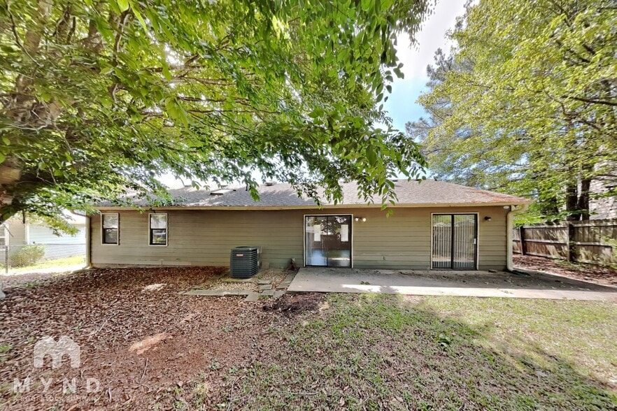 Building Photo - 7225 Little Fawn Pkwy
