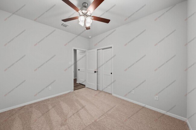 Building Photo - 2034 Zabcikville Dr