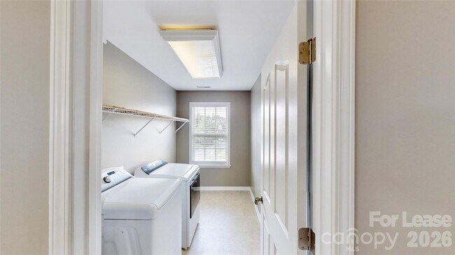 Building Photo - 1505 Aringill Ln
