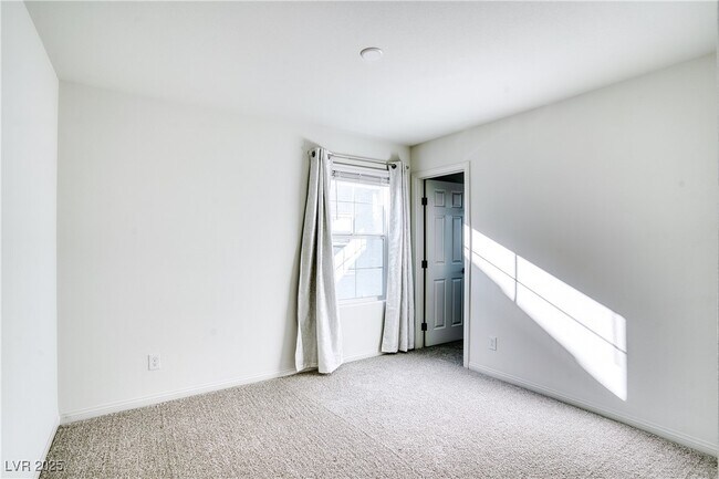 Building Photo - 3777 Alla Rocca Ave