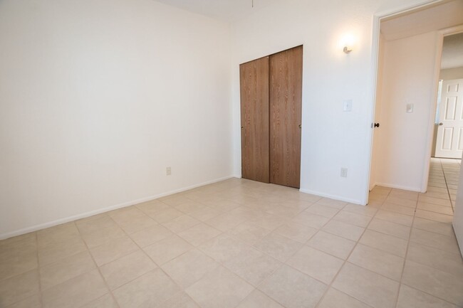 Building Photo - Updated and Charming 3 Bedroom, 2 Bath Hom...
