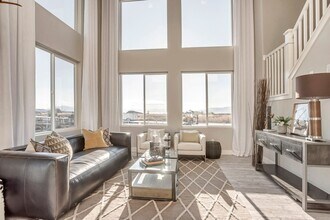 Building Photo - Do not miss out on this exquisite two story home in Orem.