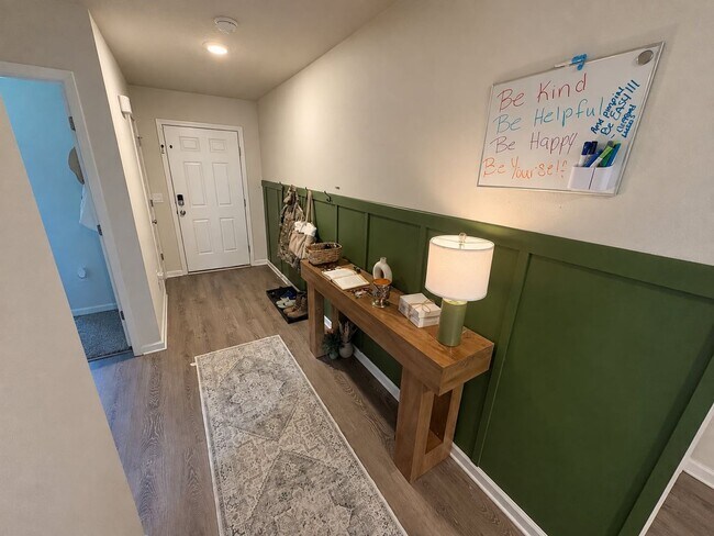 Building Photo - 6727 Sarah Ann Way