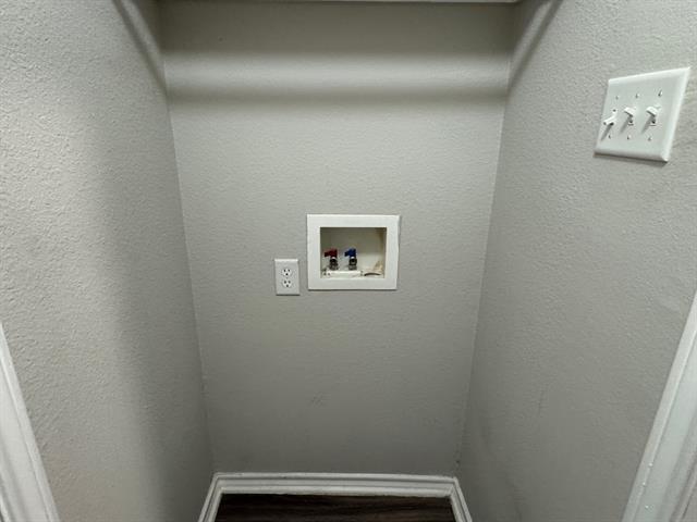 Building Photo - 507 Maple St