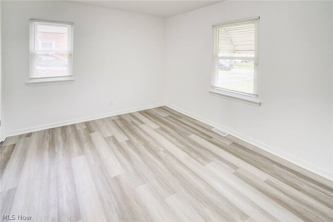 Building Photo - 4706 W 158th St