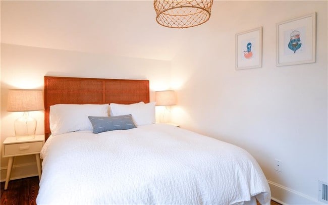 Building Photo - 45 1/2 2nd St