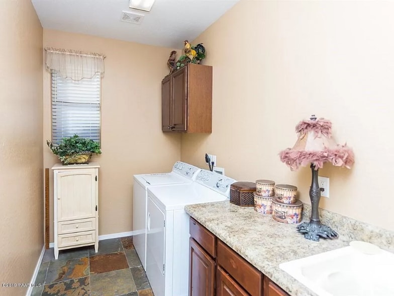 Building Photo - 4539 Harwick Rd