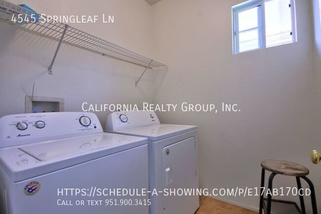 Building Photo - 4545 springleaf Ln