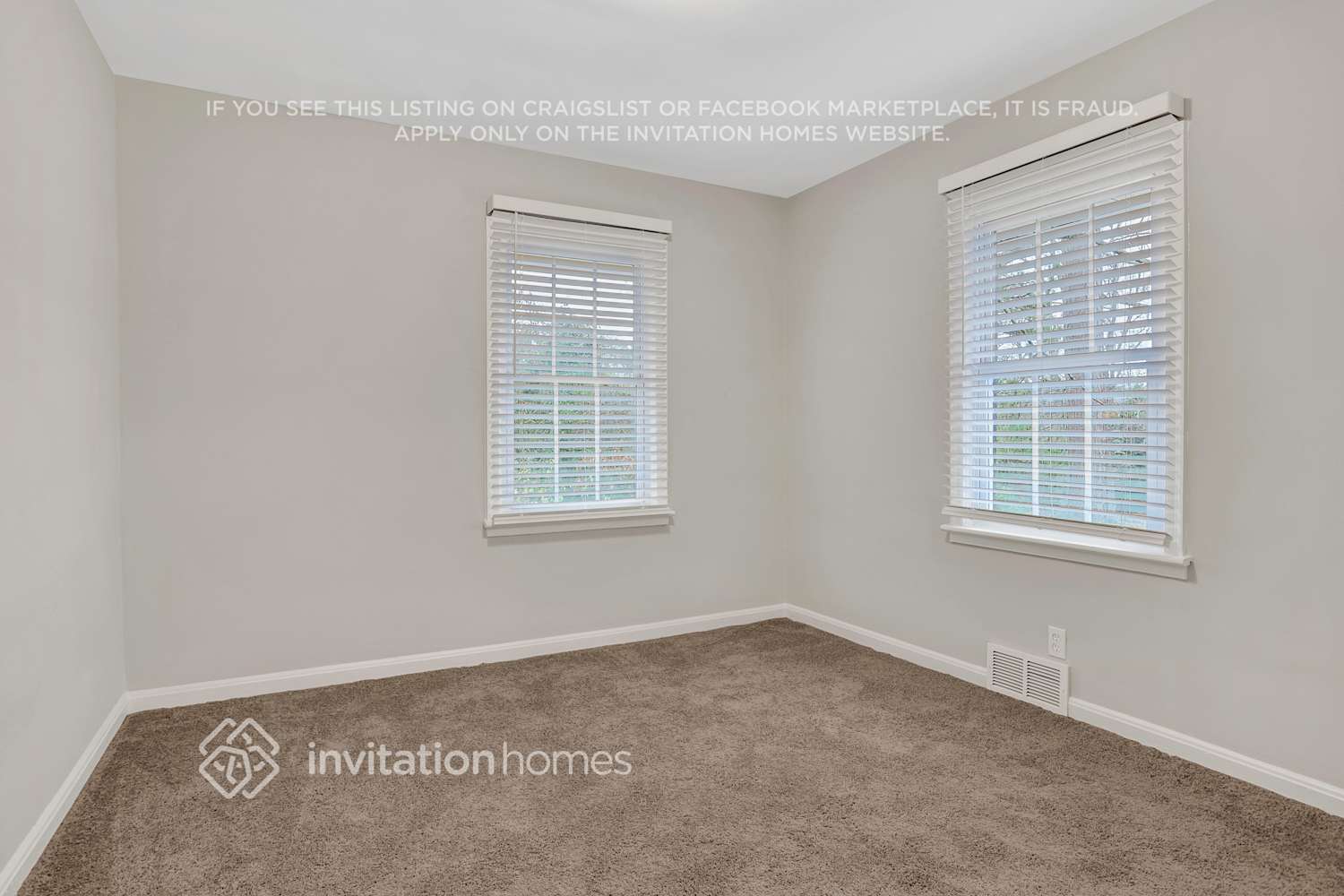 Building Photo - 190 Pineview Dr