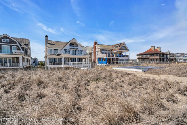 Building Photo - 1125 Ocean Ave