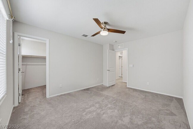 Building Photo - 10661 Sariah Skye Ave