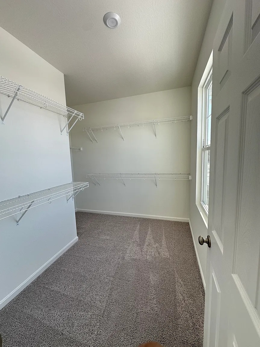 Building Photo - 2075 Barleybrook St