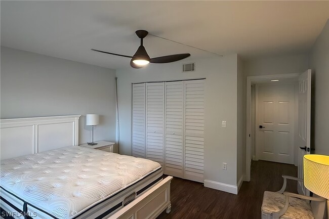 Building Photo - 15171 Cedarwood Ln