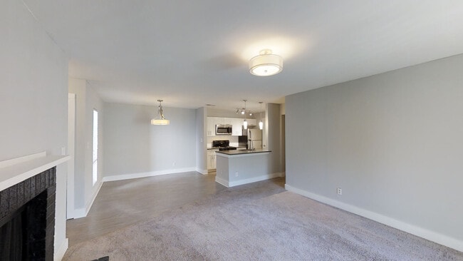 Dining/Living Room - GreenRock Estates