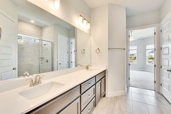Building Photo - 4702 Sea Salt Dr