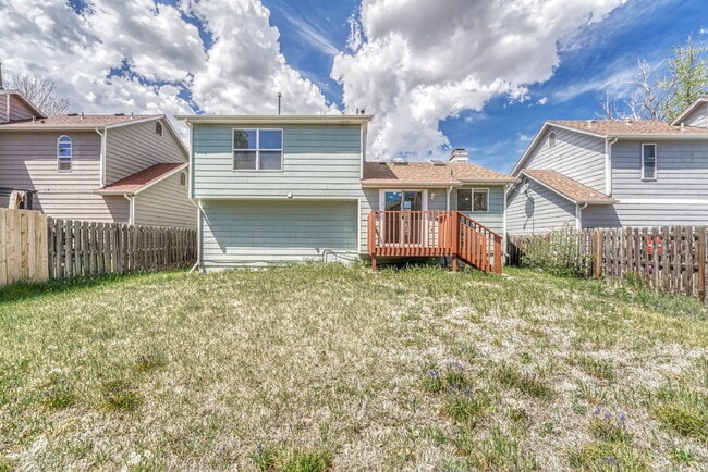 Building Photo - $2,595 - 3 Bed, 1 Bath Newly Renovated Hom...