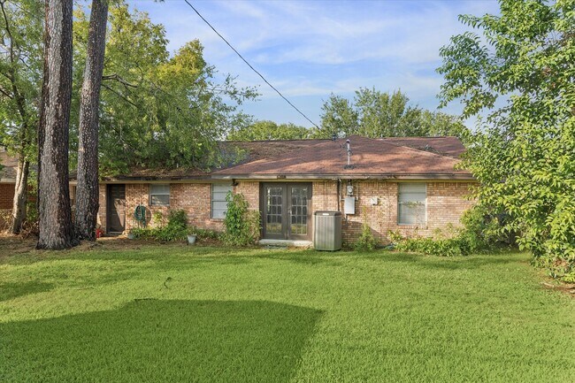 Building Photo - 4913 Nina Lee Ln