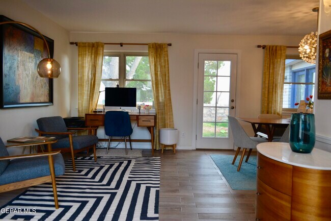 Building Photo - 10640 Vista Alegre Dr