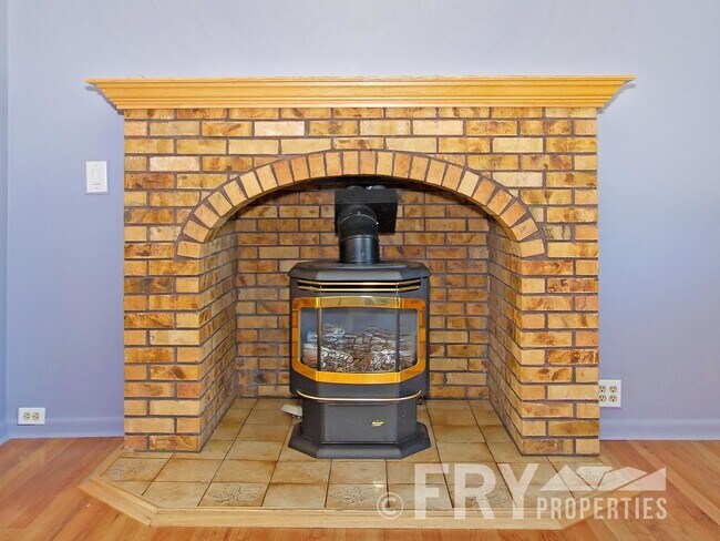 Building Photo - Great Home in Wellshire Neighborhood