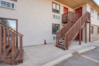 Building Photo - 1037 S Happy Hollow Rd