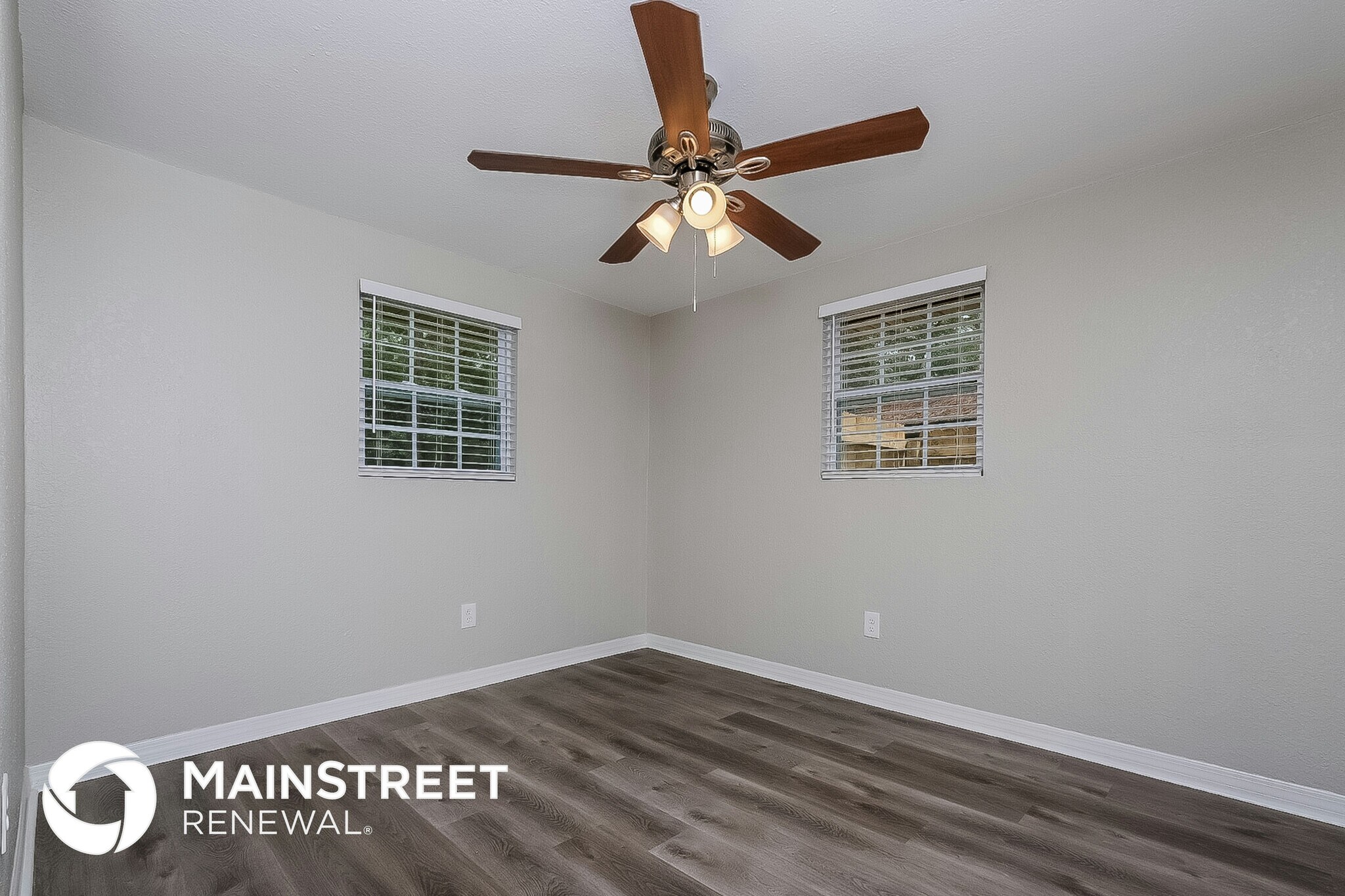 Building Photo - 7145 Pinewood Dr