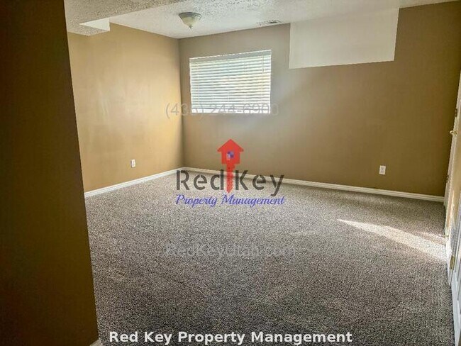 Building Photo - Cedarwood Rd. Single Family Home