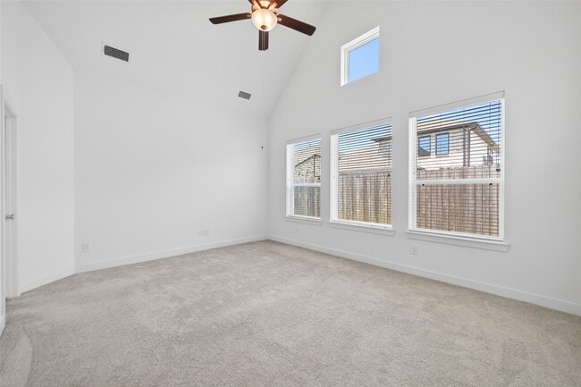 Building Photo - 211 Amaranth Wy
