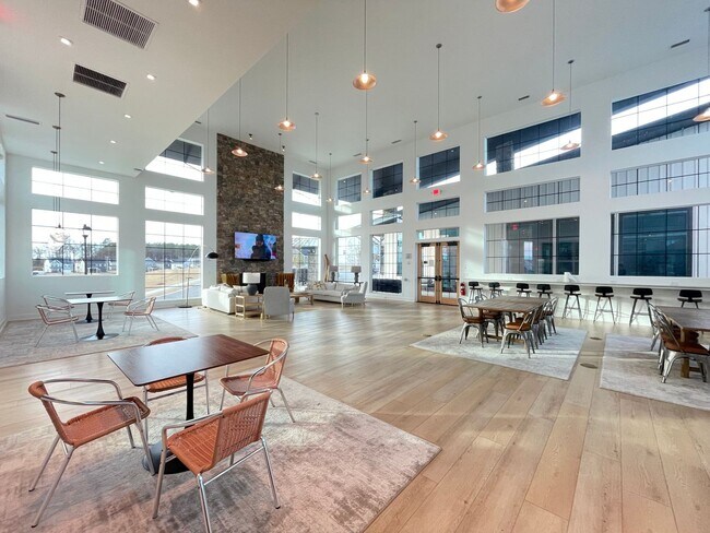 Building Photo - Brand New 3 Story, 4 bedroom, 3.5 bathroom Townhome Featuring a 1st floor Guest Suite, 2 Car Gara...