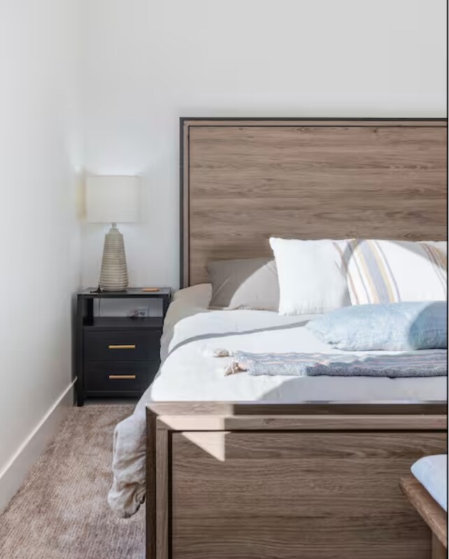 Building Photo - 772 W 300 N