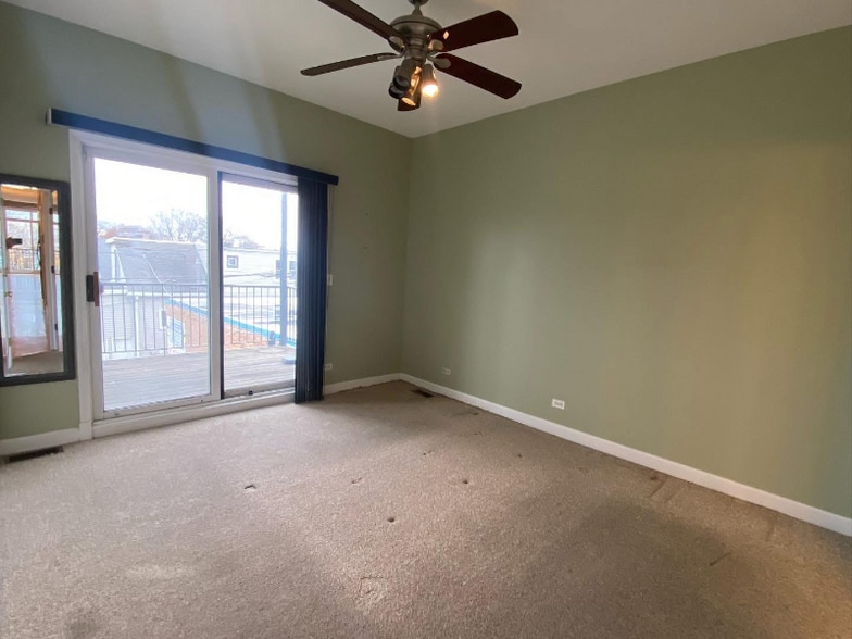 Building Photo - 7153 W Irving Park Rd