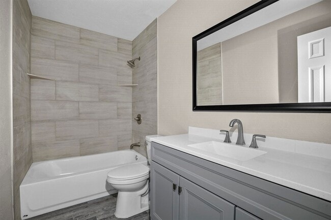 Building Photo - 4904 Watkins Dr