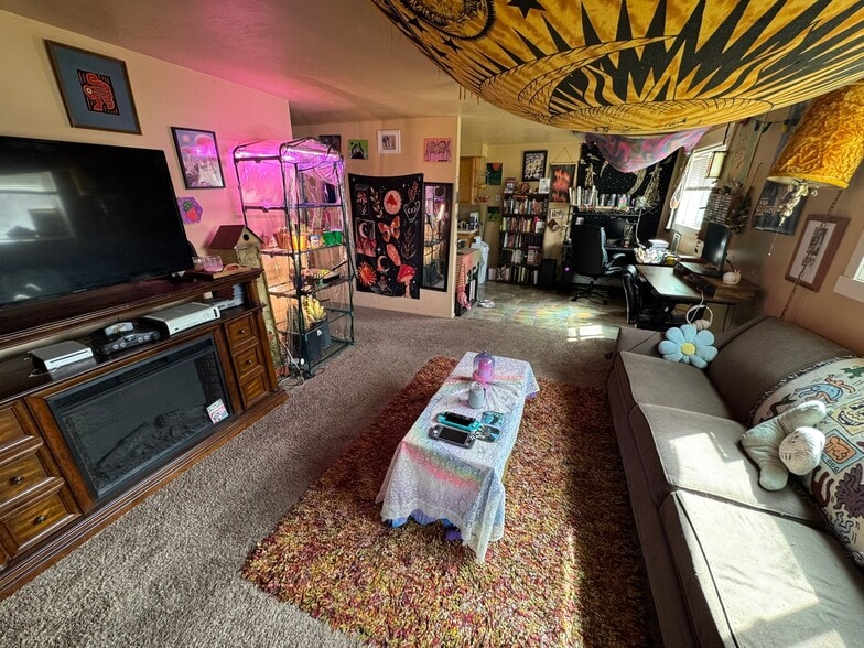 Building Photo - 1518 Edora Rd