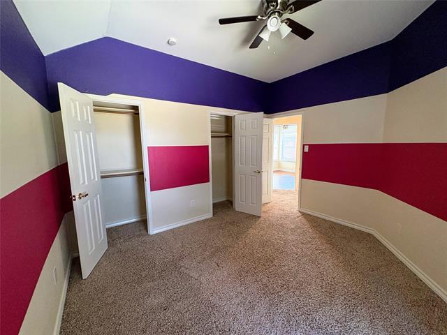 Building Photo - 512 Woodlake Dr