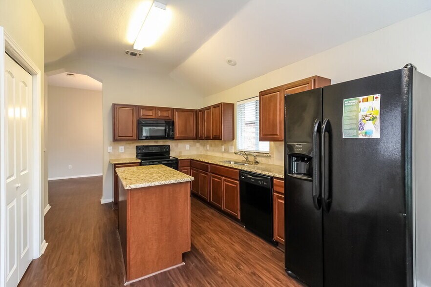 Building Photo - 2809 Berry Hill
