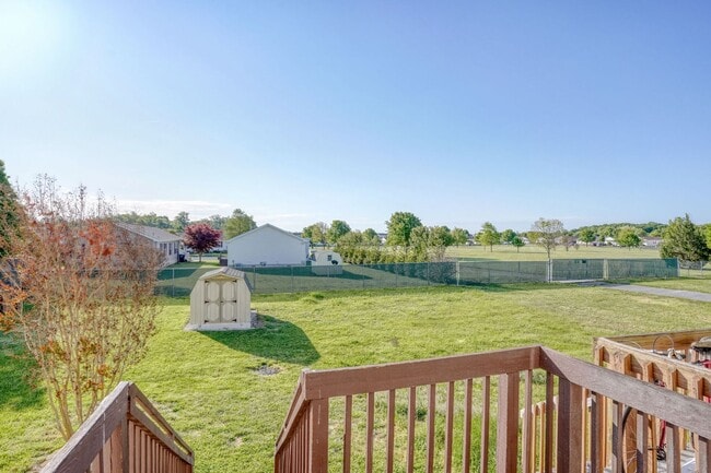 Building Photo - New, New, New - Spacious 3 Bedroom Townhouse with a Finished Basement !!