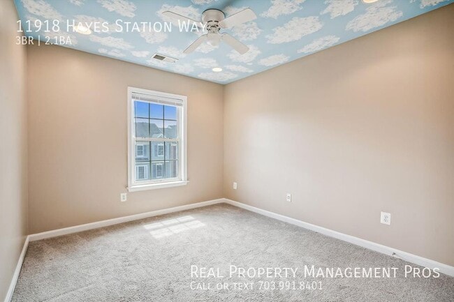 Building Photo - 11918 Hayes Station Way