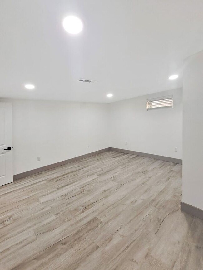 Building Photo - Coming Soon! Mid Century Modern Cape Cod i...