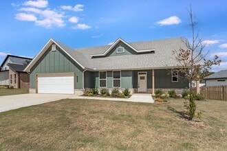 Building Photo - Modern Elegance: Spacious 4-Bedroom New Bu...