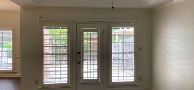 Building Photo - 1830 Young Farm Rd