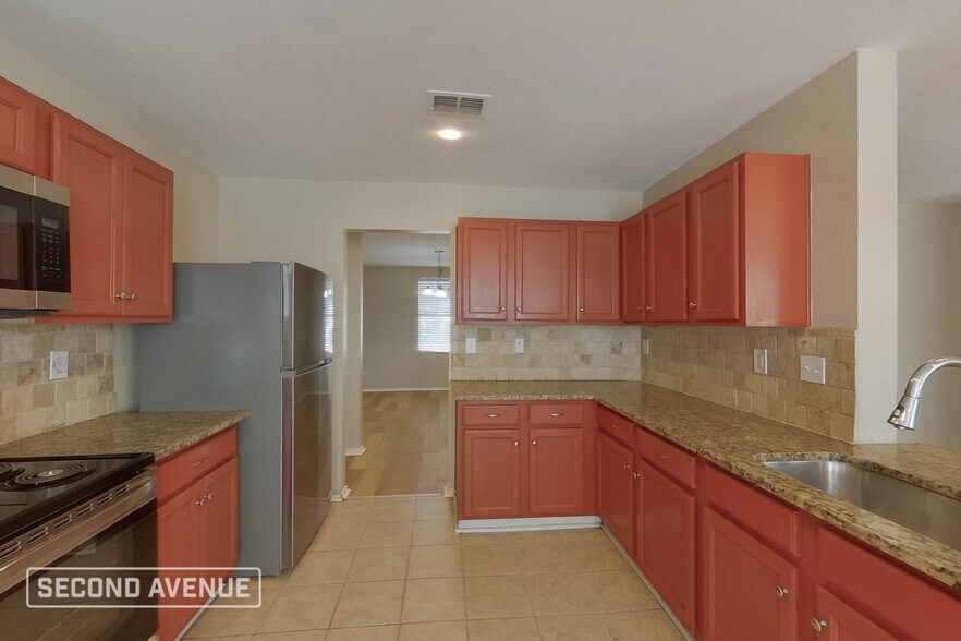 Building Photo - 1669 Hickory Creek Ln