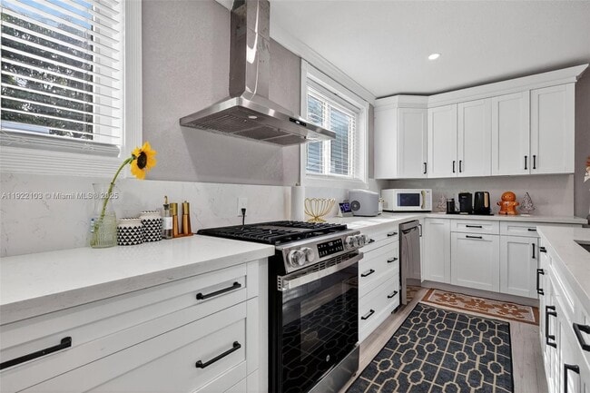 Building Photo - 1510 NW 176th Terrace