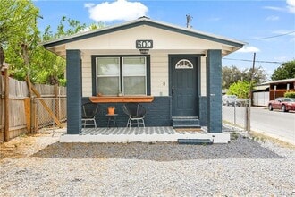 Building Photo - 600 E Bell Ave