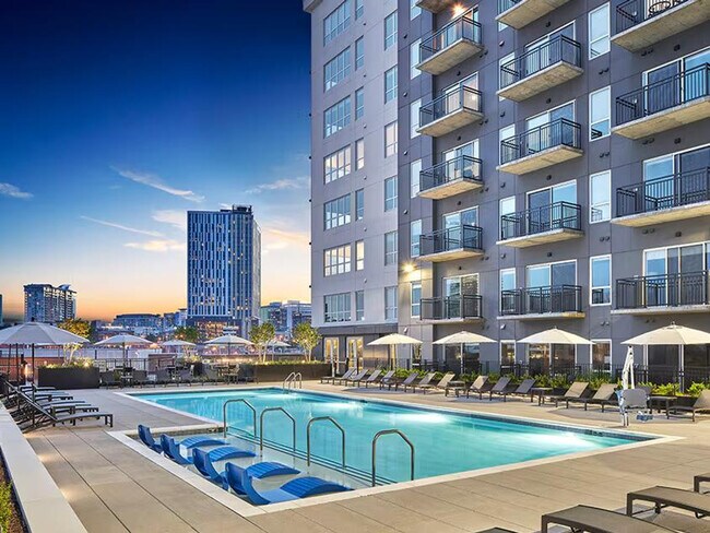 Building Photo - 516 Lea Ave