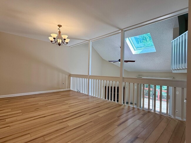 Building Photo - 5545 Doral Dr