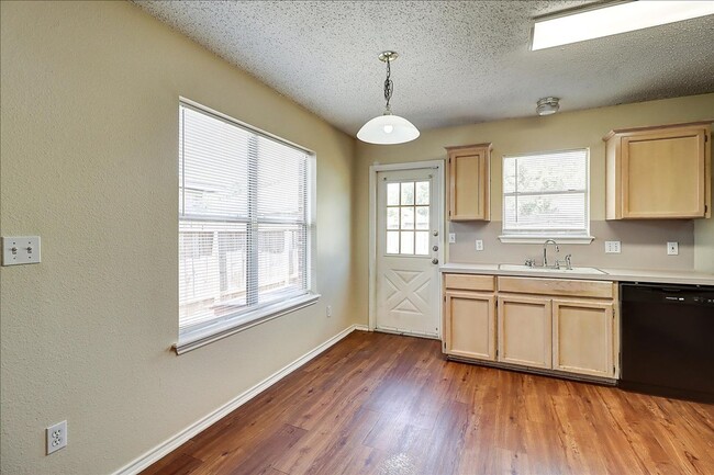 Building Photo - 7833 Wolverine Dr