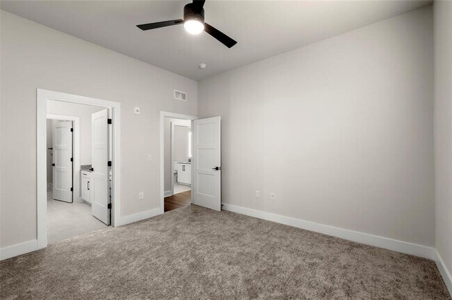 Building Photo - 2648 Sandy Plains Rd