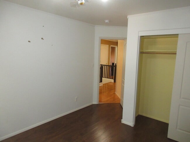 Building Photo - 7320 Desert Eagle Rd NE