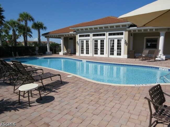 Building Photo - 15790 Portofino Springs Blvd